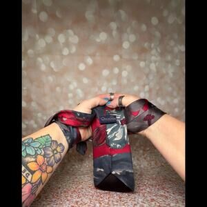 VNTG: Oscar de la Renta USA‎ made Neck Tie Necktie Red Gray Multi-Color Abstract